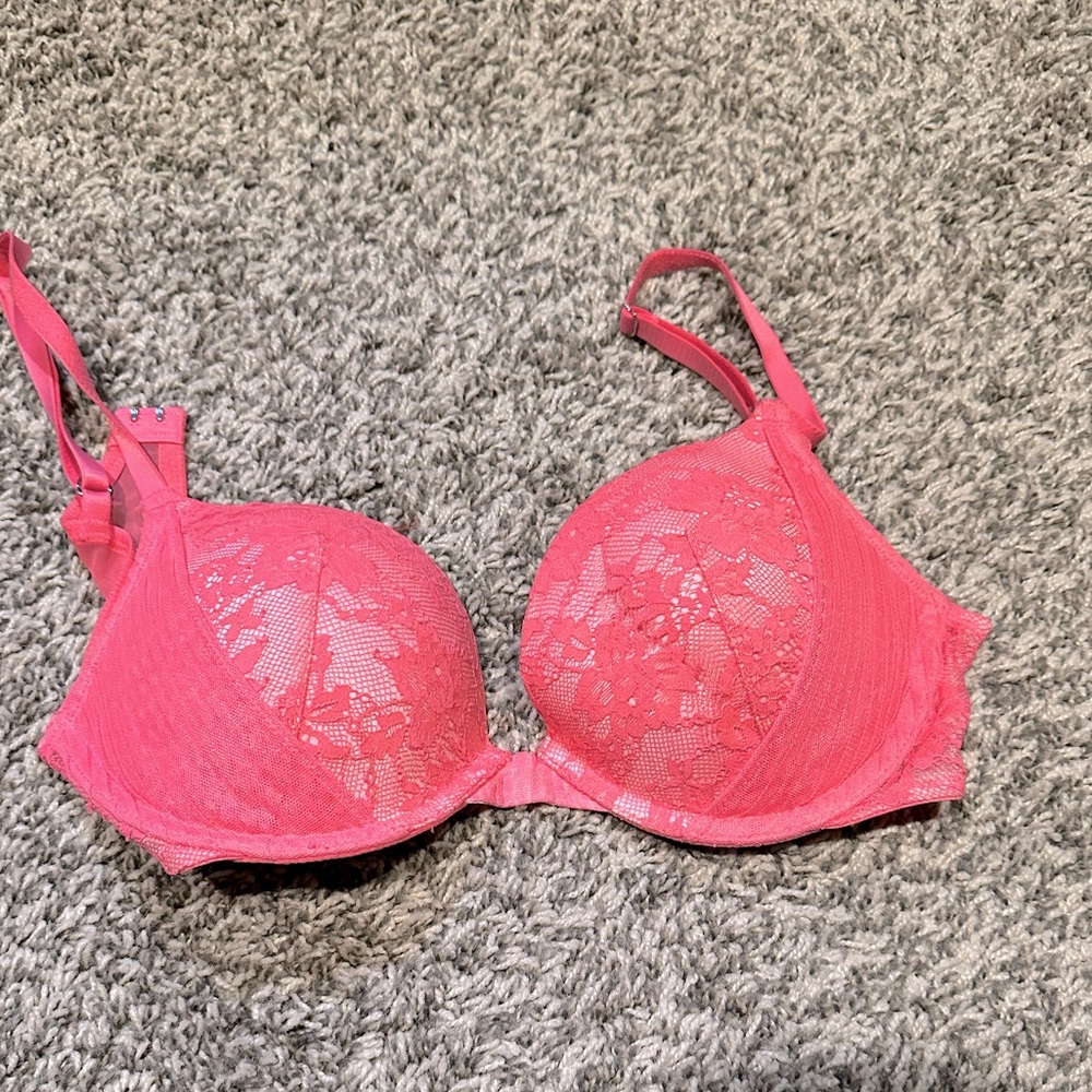 EUC Pink Push Up Bra